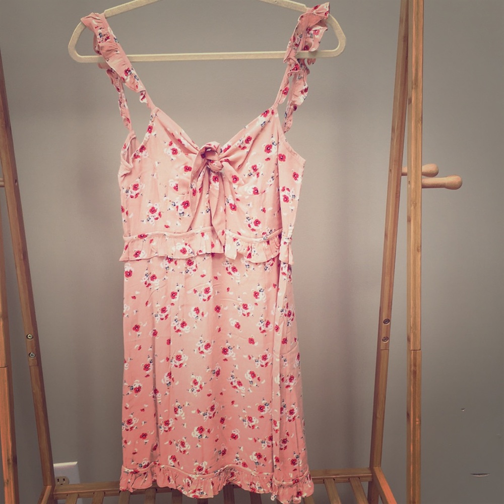 NWT Pink Floral Sleeveless Mini Dress Size M